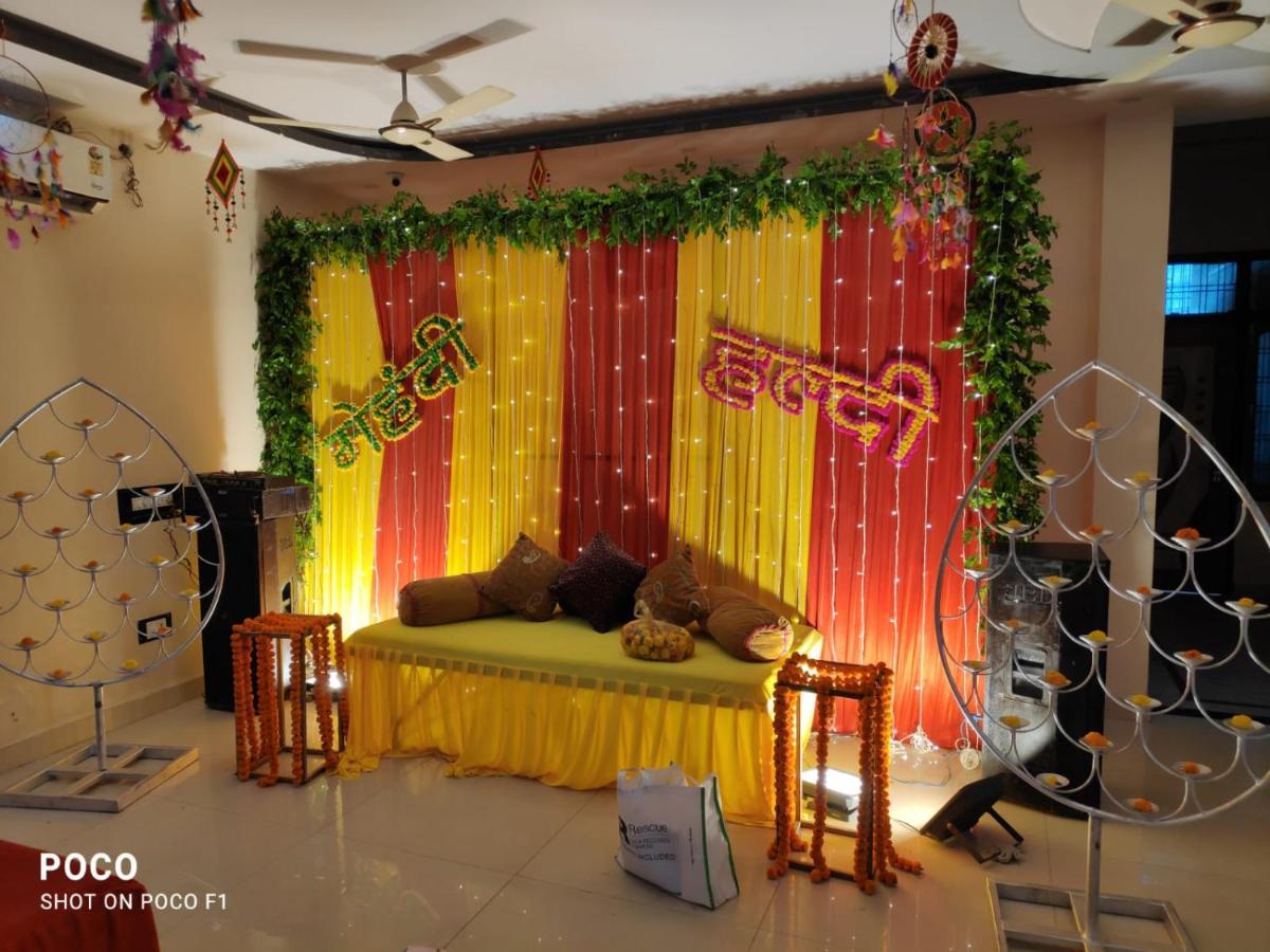 Surabhi Garden Inn ลัคเนา ภายนอก รูปภาพ